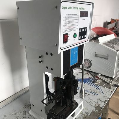 58KG 반자동 철도 스트립 터미널 크림 머신 철도 범위 0.5-2.5mm2