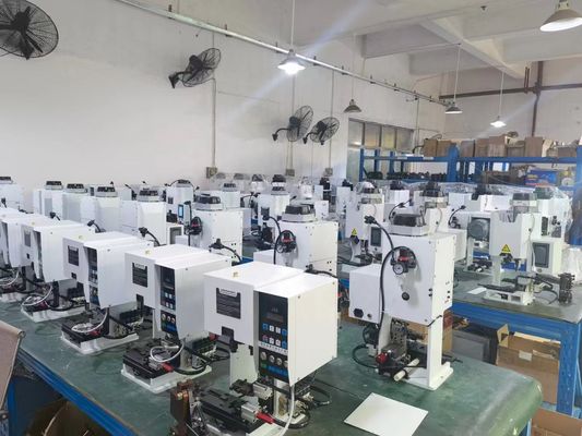 1.8KN 용량 Molex JST 와이어 스트립 및 압축을 위한 와이어 엔드 스트립 크림 머신